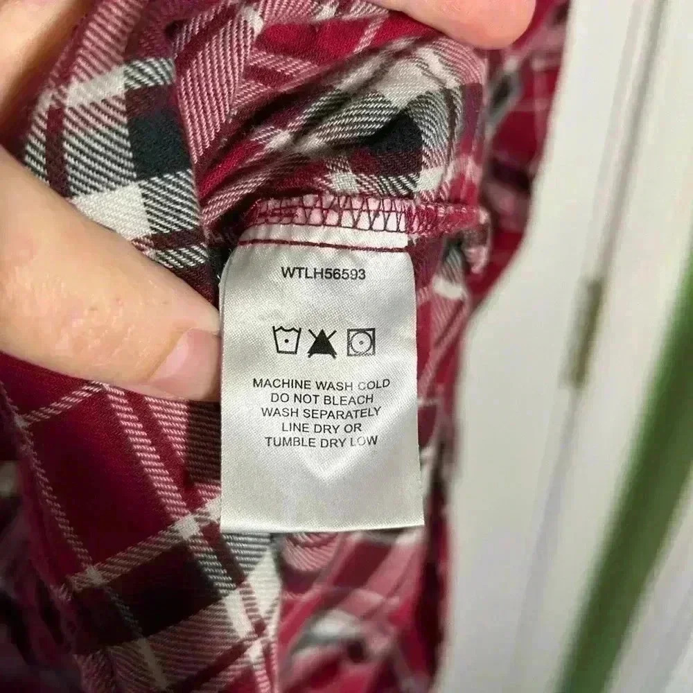 Wrangler Wrancher plaid 100% cotton button up. Size XL. Red. Flannel. - Picture 7 of 12
